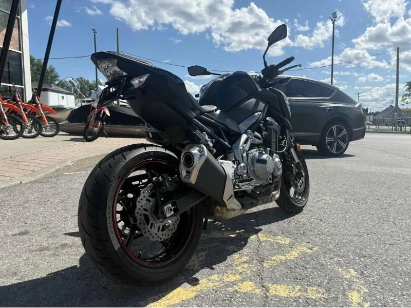 Kawasaki Z900 2018 alt