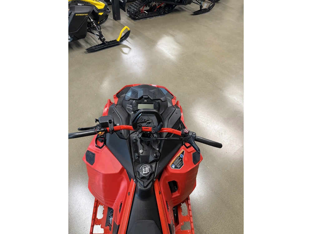 Lynx Boondocker 2022 alt