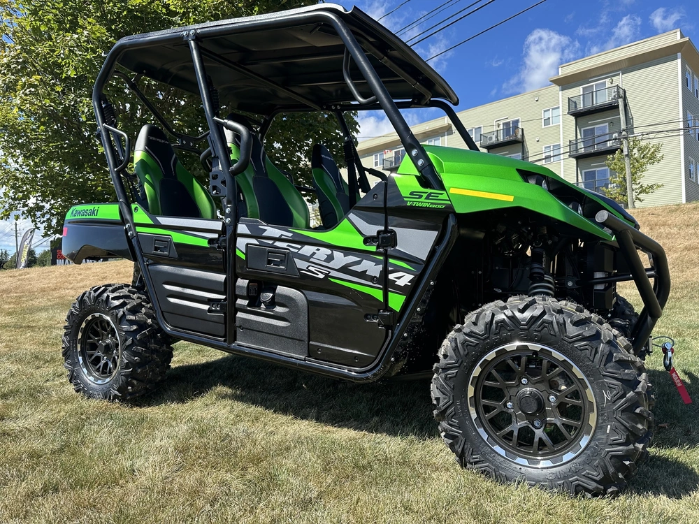 2025 Kawasaki Teryx 4 S Se alt