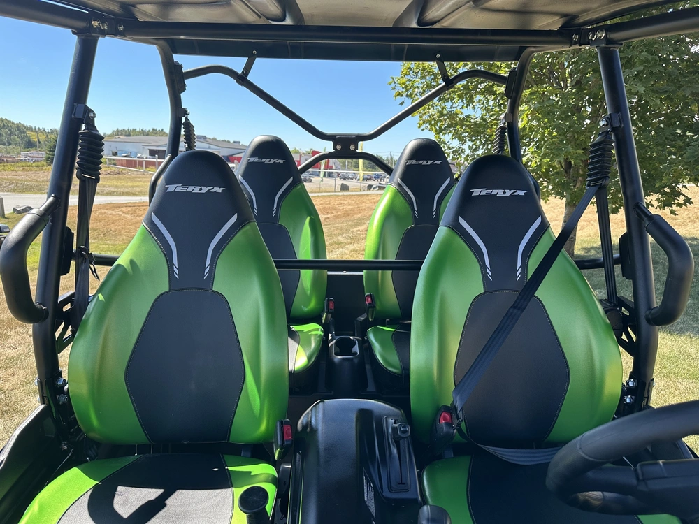 2025 Kawasaki Teryx 4 S Se alt