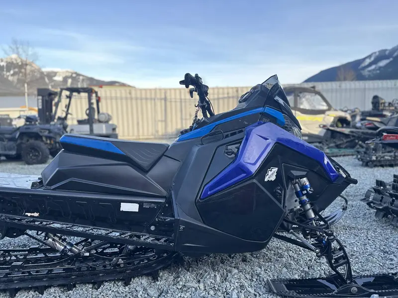 2023 Polaris PATRIOT 9R PRO RMK SLASH 155 - DEALER DEMO