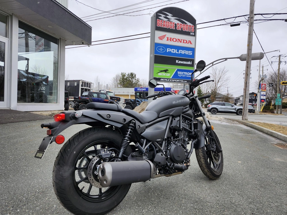 2024 Kawasaki Eliminator 500 Noir Rabais Inclus Dans Le Prix Final alt