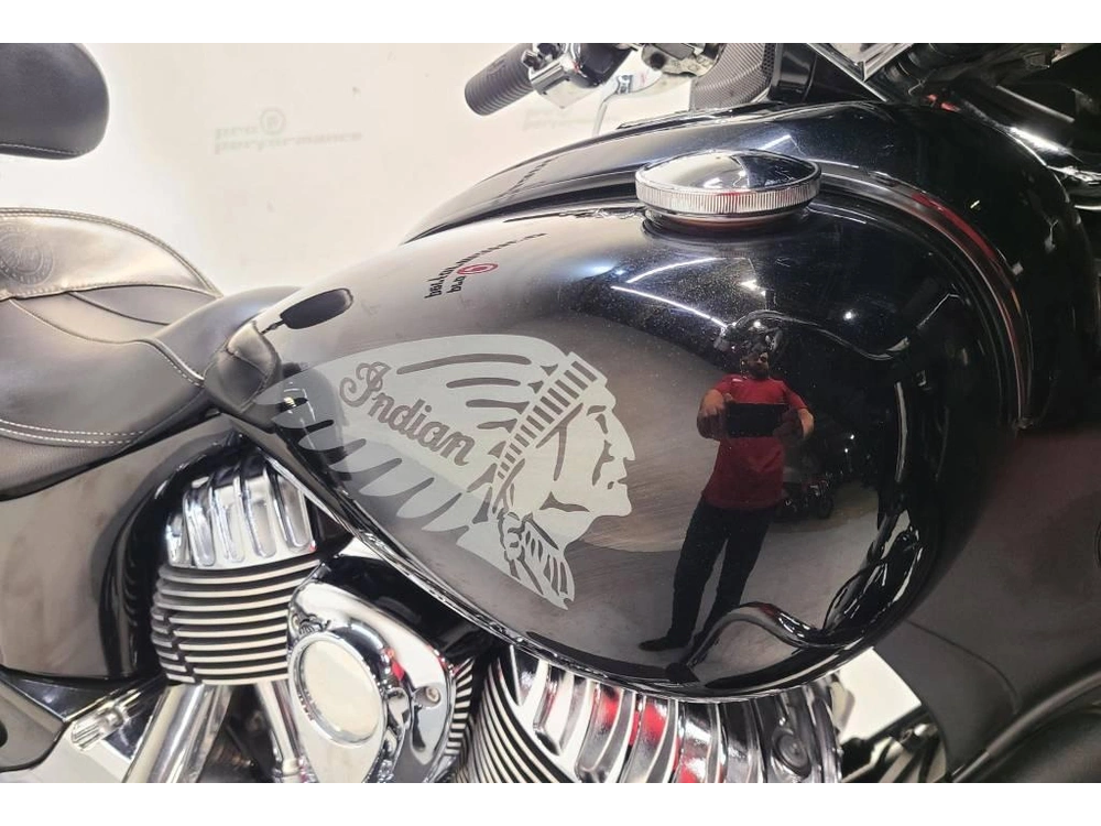 Indian Motorcycle Chieftain Limited 2018 alt