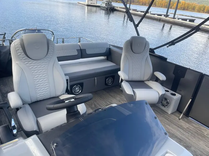 Godfrey Marine Monaco Dual Flip Lounge MC 255 DFL GTP 27 in. Center Tube 2024