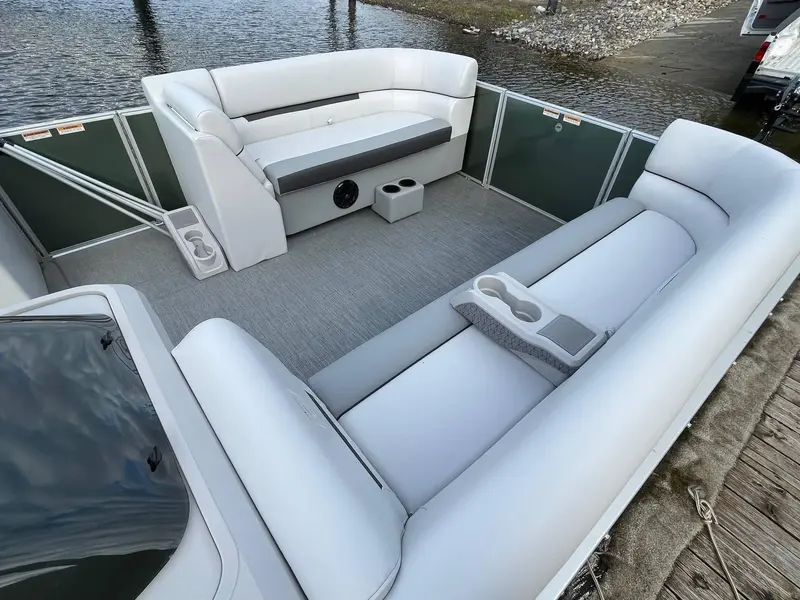 Godfrey Marine Sweetwater Cruise SW 2086 C 2024