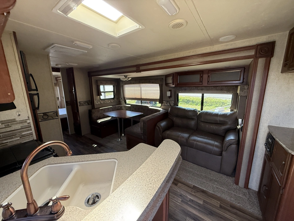 Forest River 30fbs Puma 2016 alt