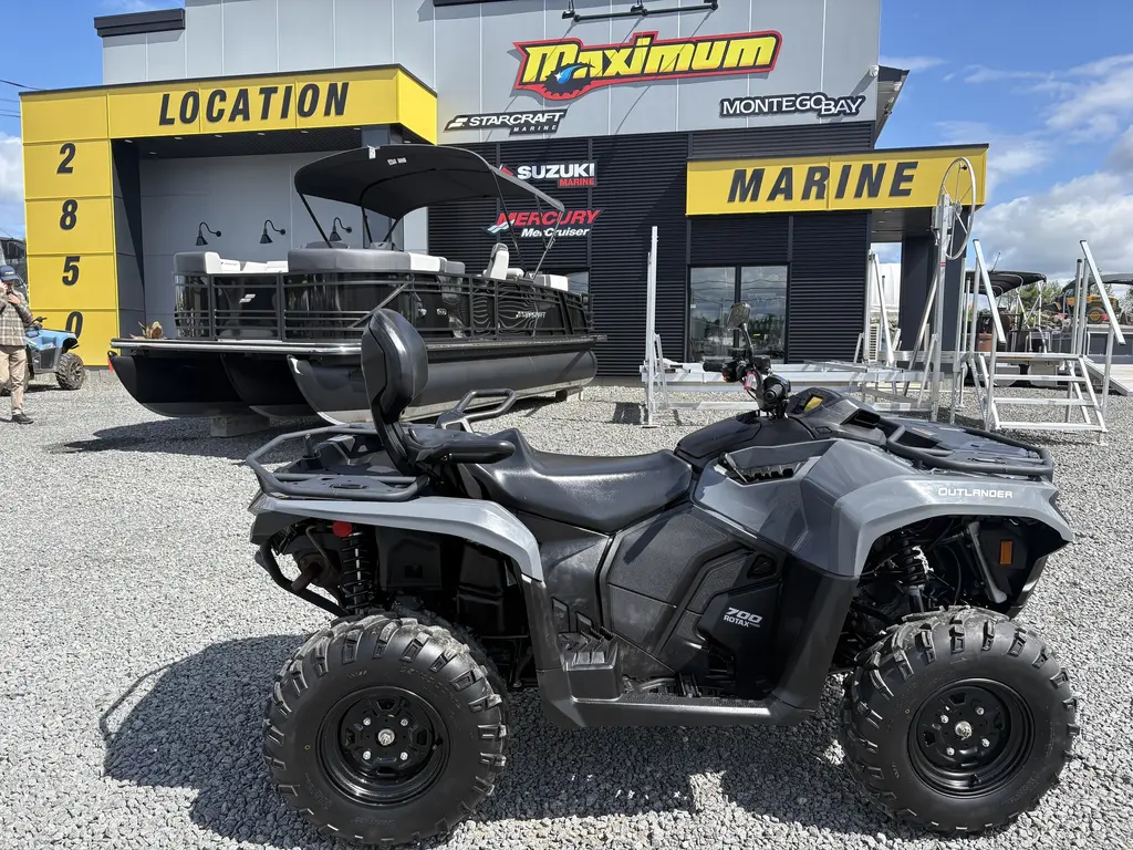 Can-Am OUTLANDER 700 MAX 2025 - DPS