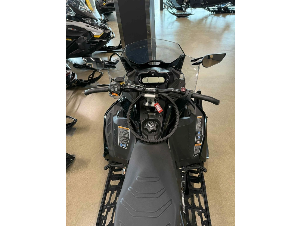 2022 Ski-doo Renegade X 600r E-tec alt