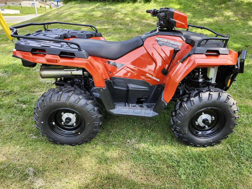 2025 Polaris Sportsman 570 Eps - Orange Rust Vtt Eps Pour Beauce Et Bellechasse alt