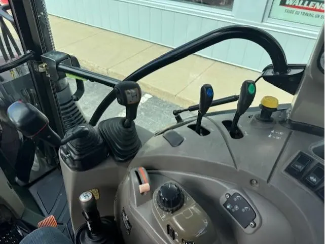 2016 Case IH Farmall 90C