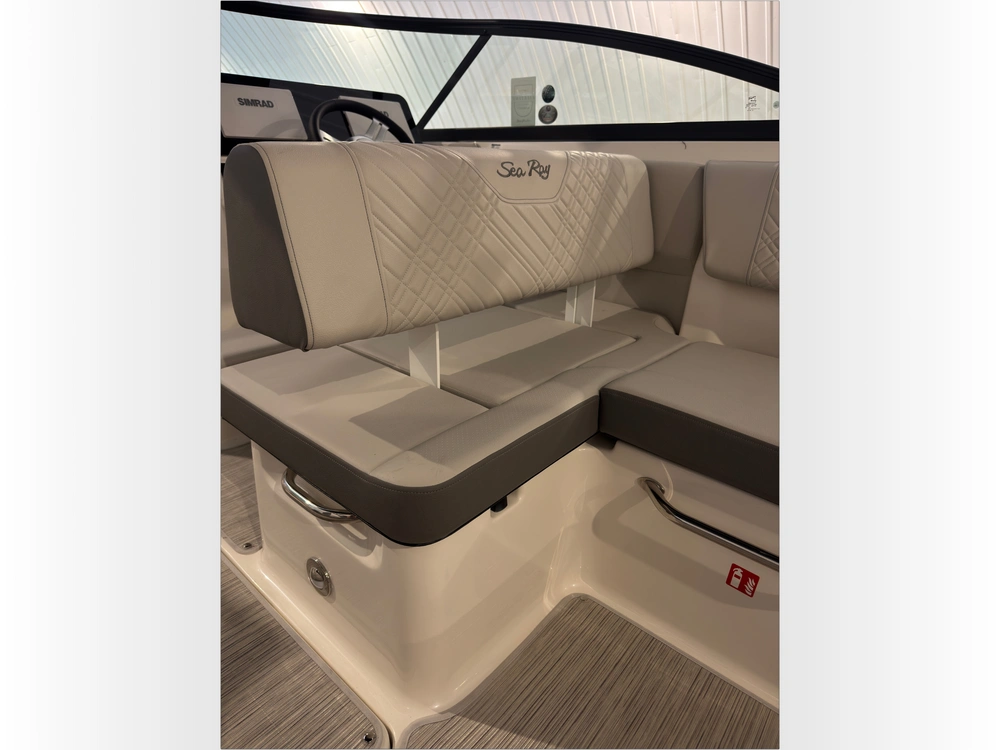 2026 Sea Ray Sdx 250 Outboard alt