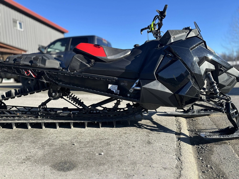 2021 Polaris 850 Rmk Pro 163 3" Cc - Black Pearl / Indy® Red alt