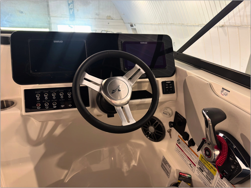 2026 Sea Ray Sdx 250 Outboard alt