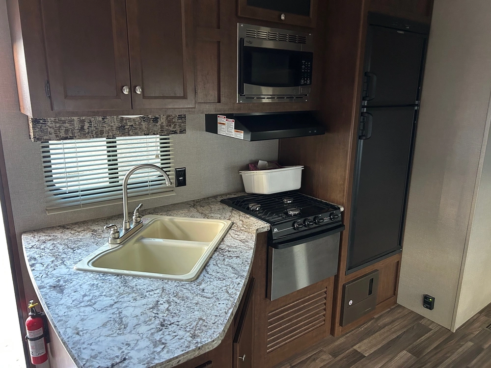 Keystone Rv Hideout 308bhds 2017 alt