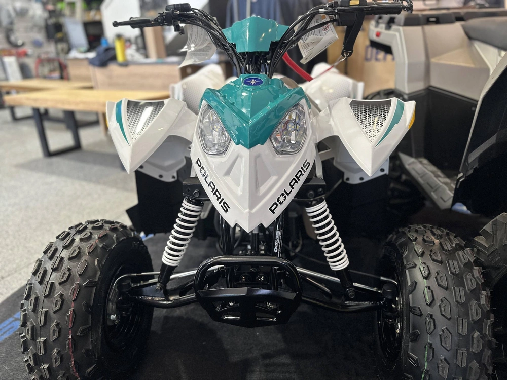 2025 Polaris Outlaw 110 Efi - Bright White / Radiant Green alt