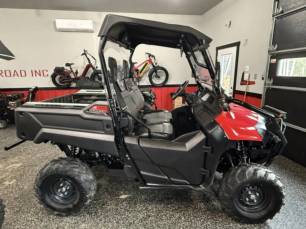 Honda Pioneer 700 2015 alt