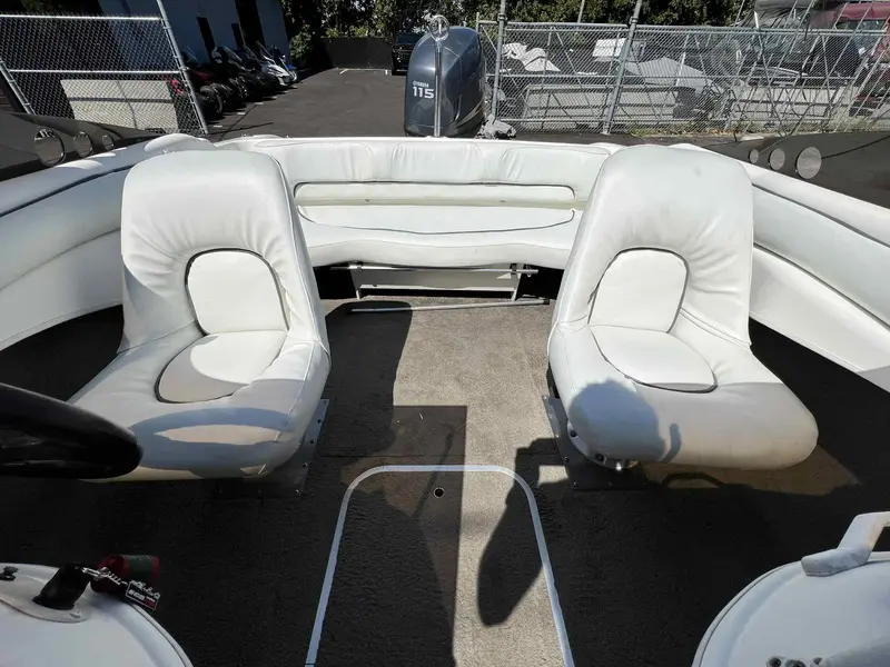 Larson 166 FLYER BR **MOTEUR YAMAHA 115HP!!** 1999