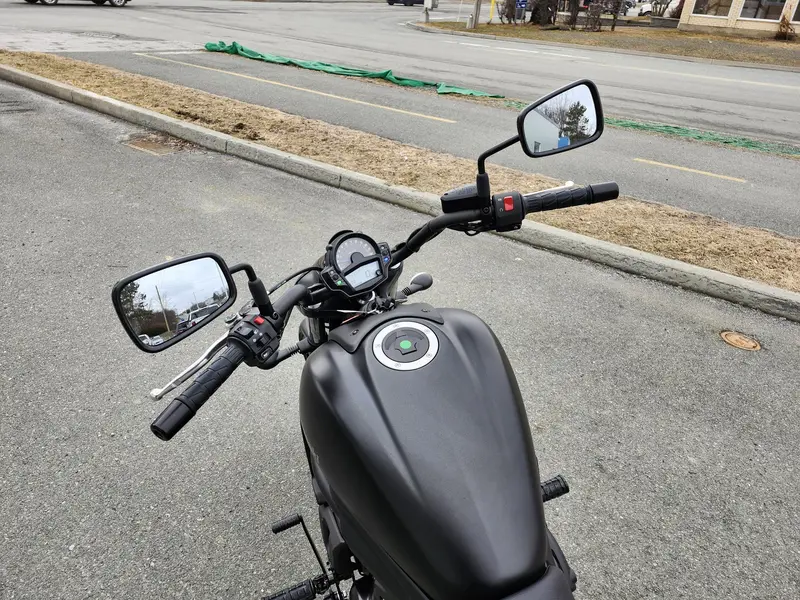 2024 Kawasaki ELIMINATOR 500 NOIR Rabais inclus dans le prix final