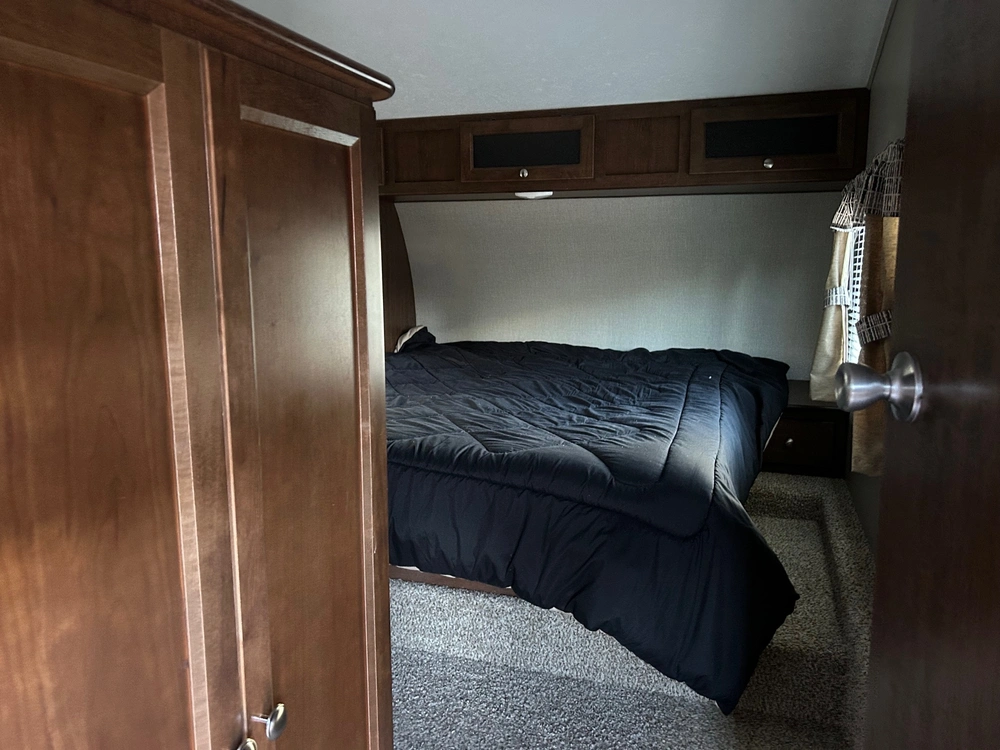 Keystone Rv Hideout 308bhds 2017 alt
