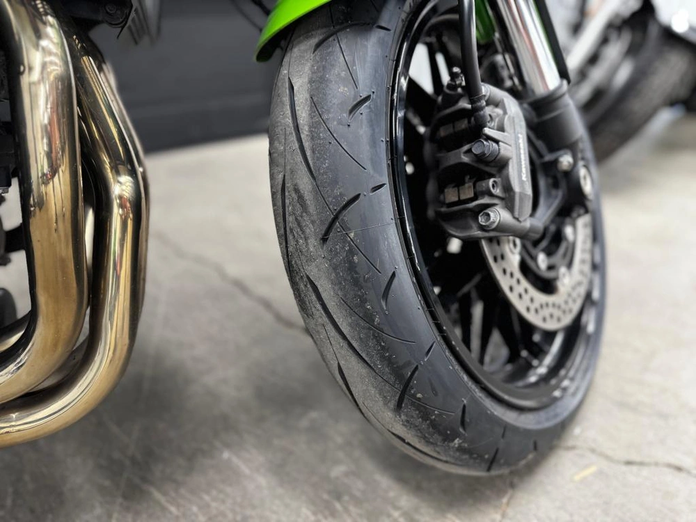Kawasaki Z900 Rs Cafe 2018 alt
