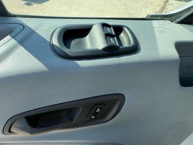 2018 Ford Transit T-150 Cargo Van alt