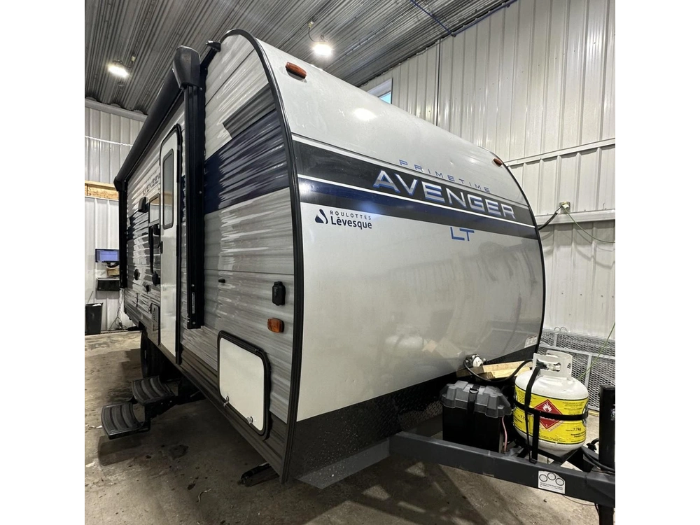 2022 Prime Time Avenger 17fqs alt