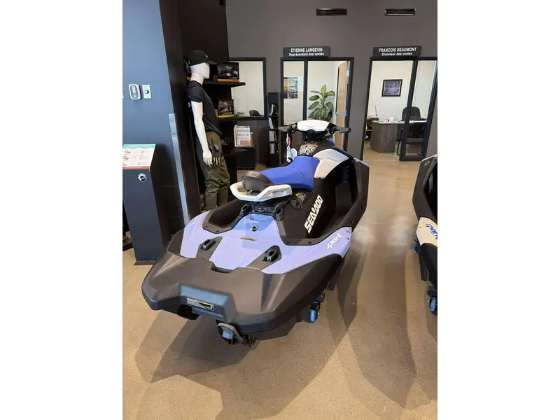 2025 Sea Doo SPARK POUR 3