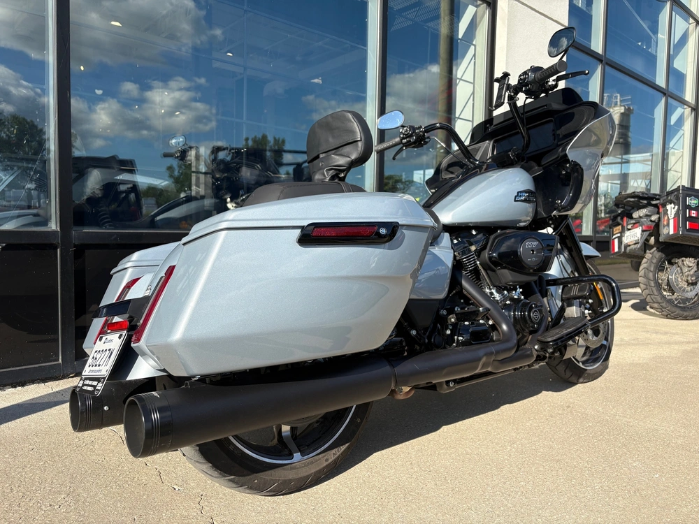 Harley-davidson Fltrx Road Glide 4950 Km 2024 alt