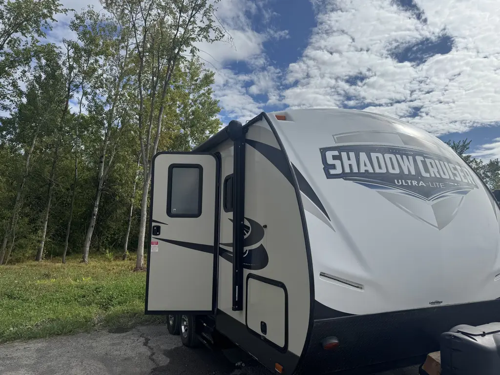 2017 Cruiser RV SHADOW CRUISER S195WBS