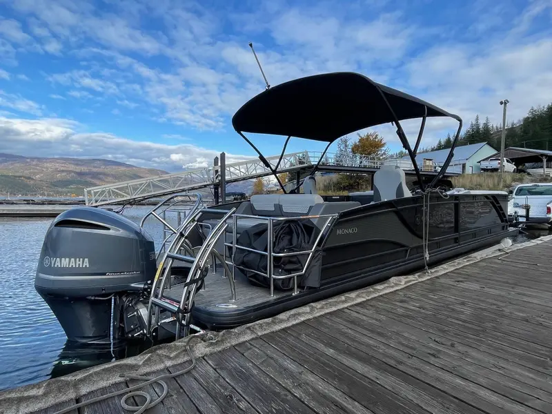 Godfrey Marine Monaco Dual Flip Lounge MC 255 DFL GTP 27 in. Center Tube 2024