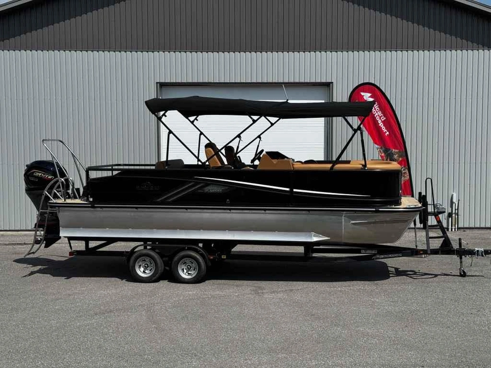Suncatcher G3 Fusion 324sl 2025 + Remorque + Moteur Yamaha 200 Hp Vmax Sho 2025 alt