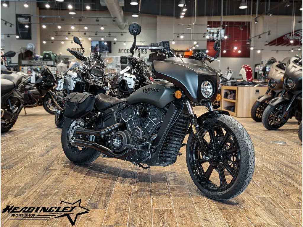 2024 Indian Motorcycle Scout Rogue // Sagebrush Smoke