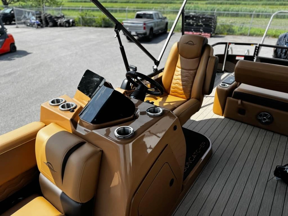 Suncatcher G3 Fusion 324sl 2025 + Remorque + Moteur Yamaha 200 Hp Vmax Sho 2025 alt