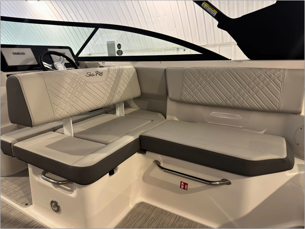 2026 Sea Ray Sdx 250 Outboard alt