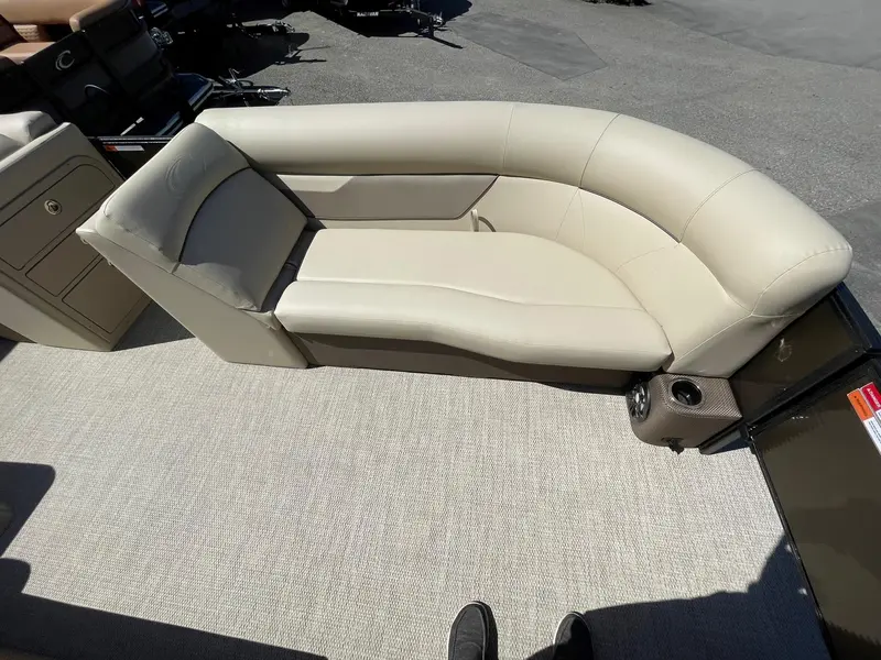 Crest Classic Fish 220 FS 2023