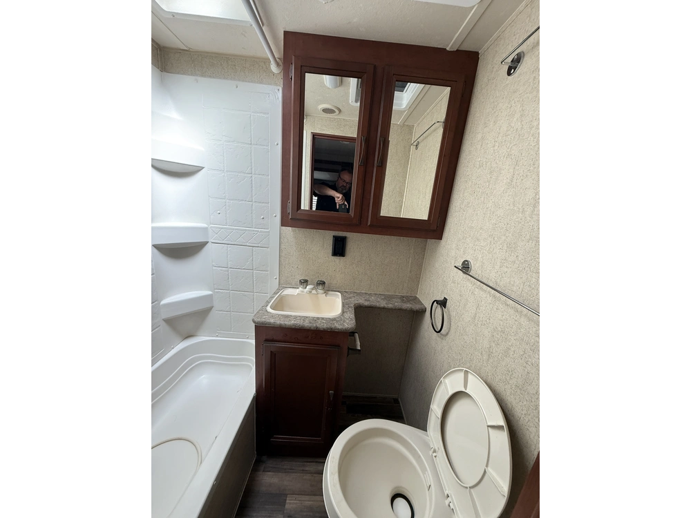 Forest River 30fbs Puma 2016 alt