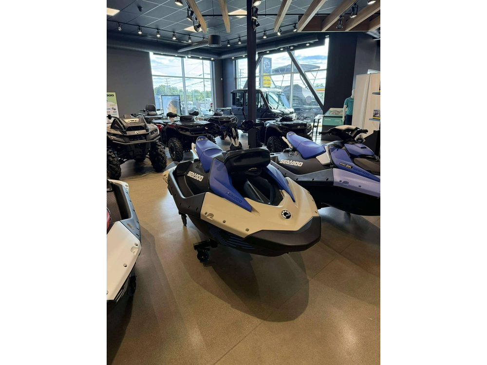 2025 Sea Doo Spark Trixx Pour 3 Au alt