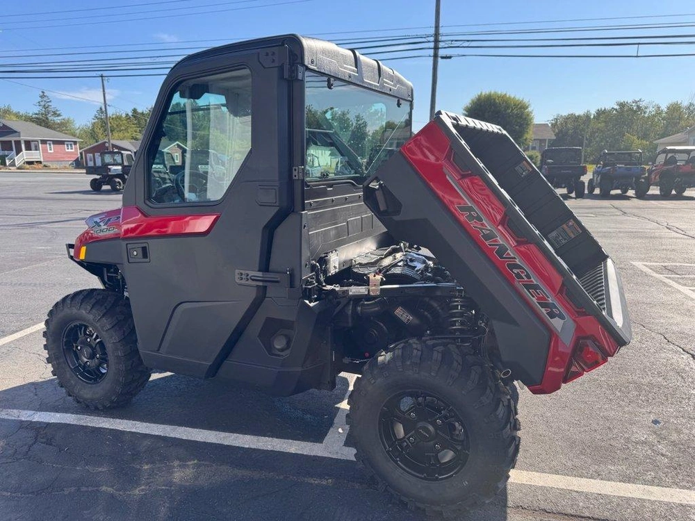 2026 Polaris Ranger 1000 Xp Ns Ultimate Sunset Red alt
