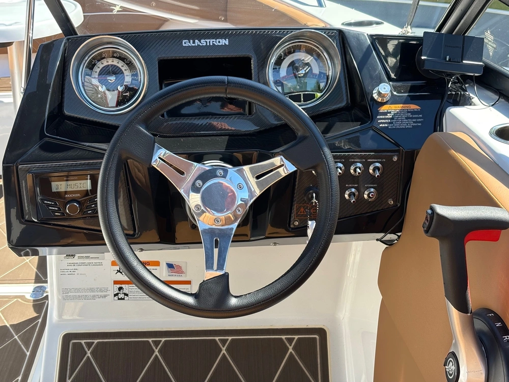 2022 Glastron Gt 205 Mercruiser 4.5l alt