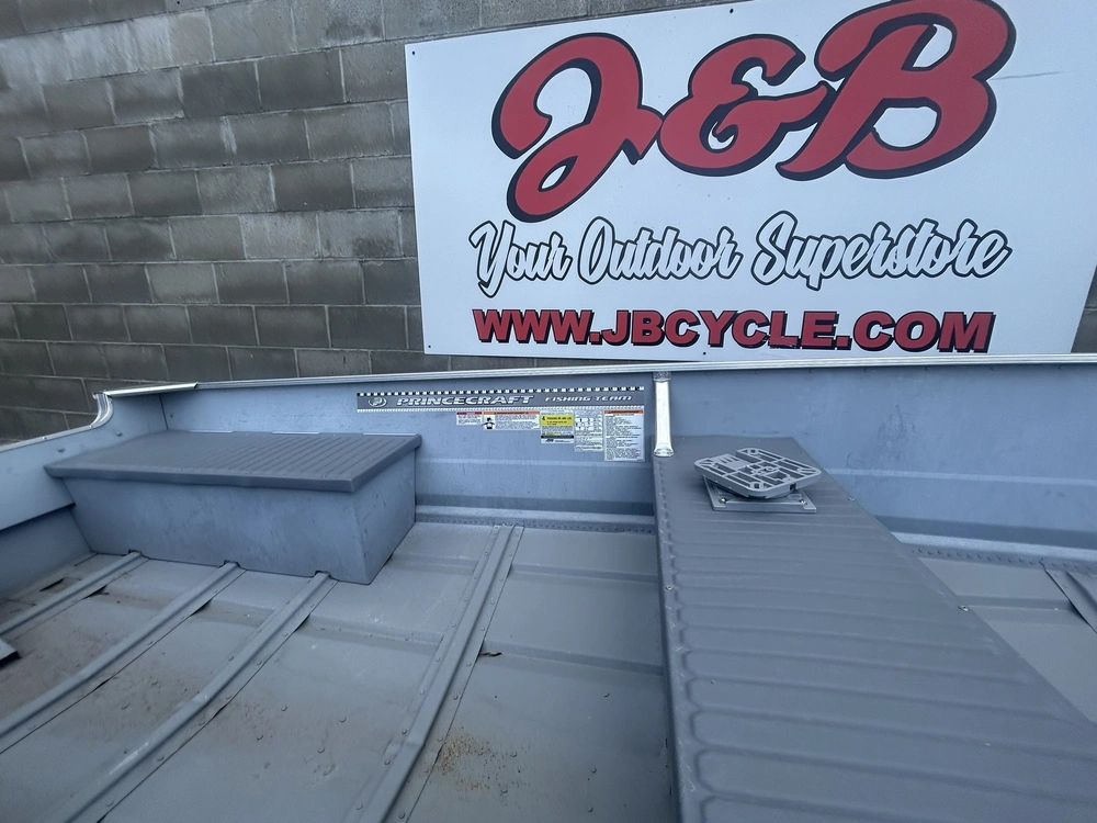 2023 Princecraft Fisherman alt