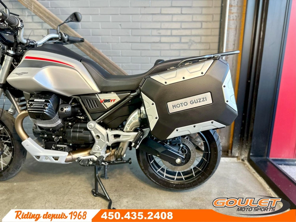 2023 Moto Guzzi V85 Tt Gris alt