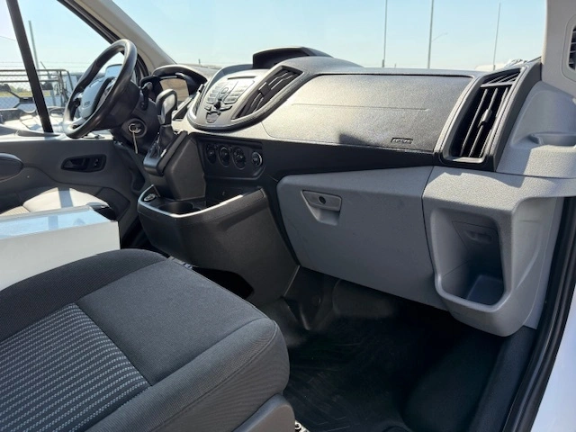 2018 Ford Transit T-150 Cargo Van alt