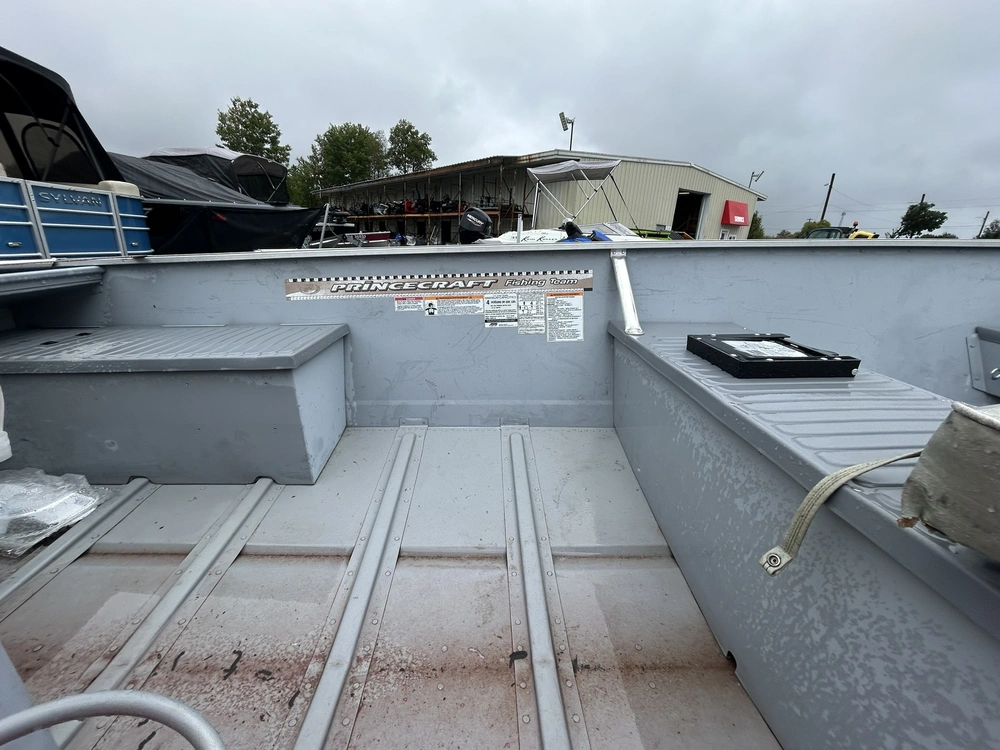 2019 Princecraft Yukon 14l alt