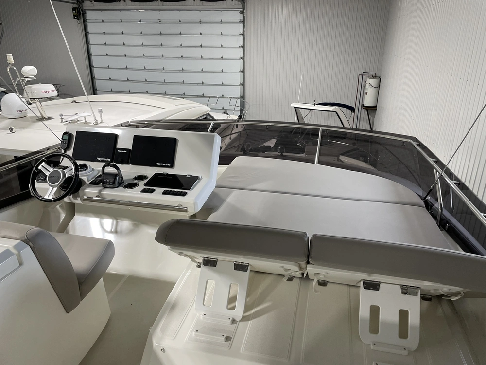 Prestige Yachts 520 Fly - Diesel 2022 alt