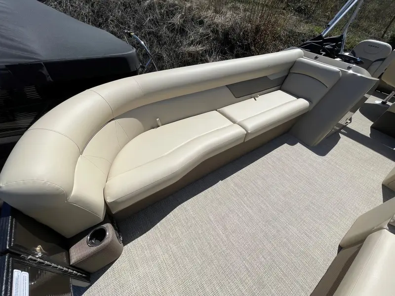 Crest Classic Fish 220 FS 2023