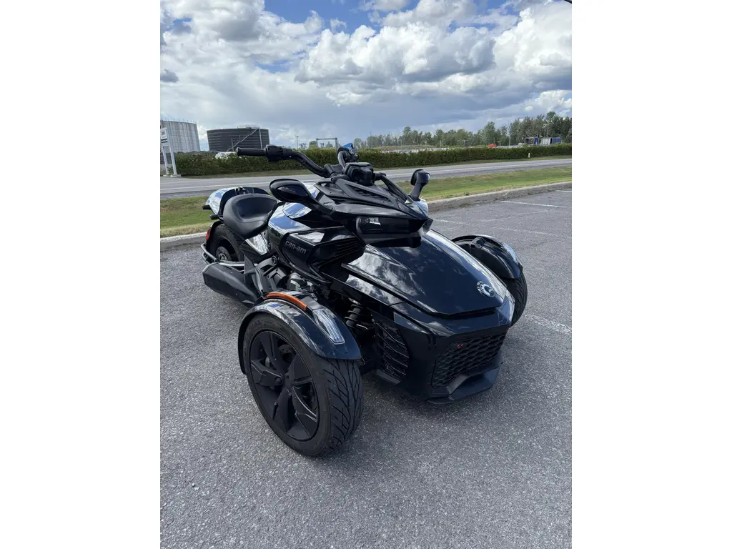 2022 Can-Am F3 SAVE $2500 RABAIS
