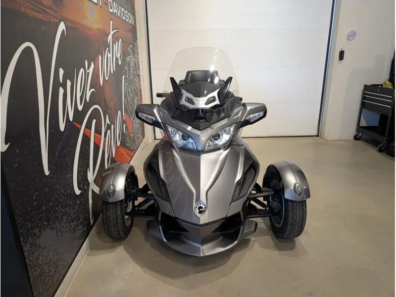 2011 Can-Am Spyder RT