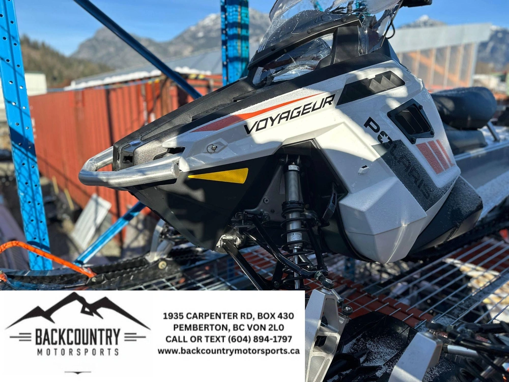 2024 Polaris 550 Voyageur 155 - White Lightning alt