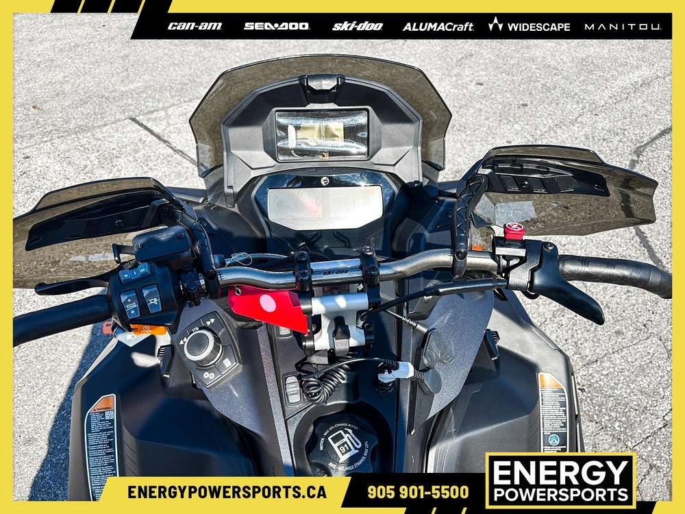 2022 Ski-doo Mach Z alt