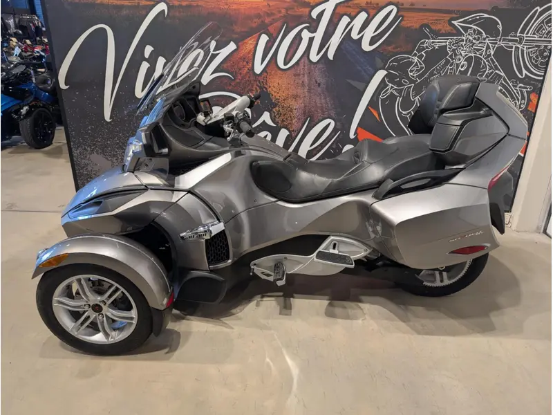 2011 Can-Am Spyder RT